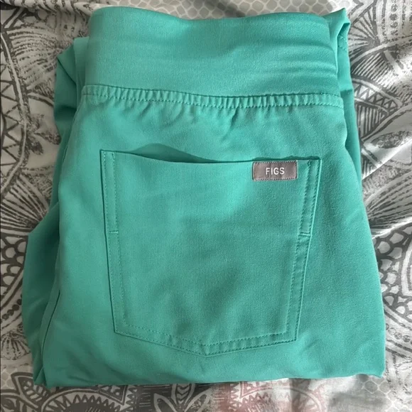 FIGS Jogger Scrub Pants -Teal with Navy Blue Drawstring - Picture 6 of 6